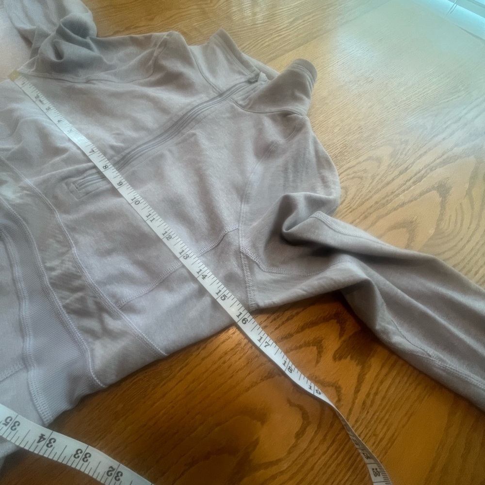 Lululemon Run: Full Tilt 1/2 Zip Pullover Lavender Size 6 *Measurements* - Picture 4 of 11